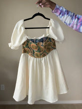 Load image into Gallery viewer, Sunflower Corset Dress L (0/1)