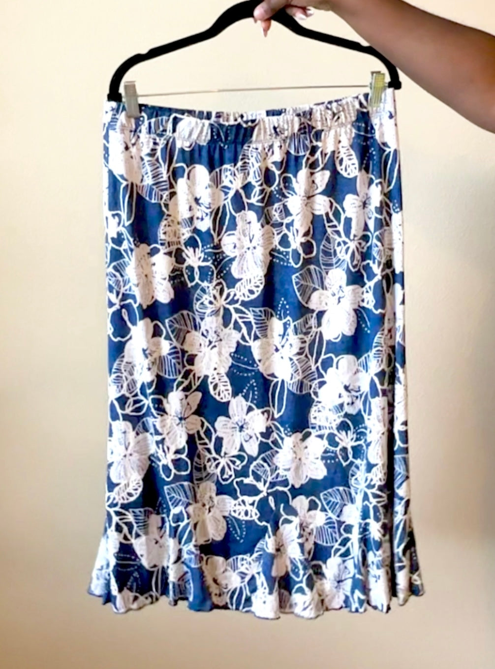 Floral Midi Skirt XL (1/1) – Naheemah Azor