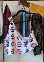 Load image into Gallery viewer, Curated Thrift Bundle 2XL/3XL- Streetwear (0/1)