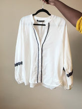 Load and play video in Gallery viewer, Cotton Peasant Blouse L (1/1)