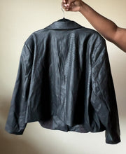 Load image into Gallery viewer, Faux Leather Cropped Blazer 4XL (2/2)
