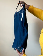 Load image into Gallery viewer, Denim Bermuda Shorts 4X (1/1)
