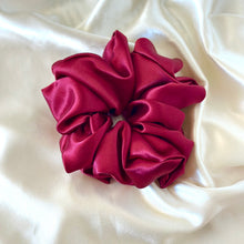 Load image into Gallery viewer, Satin Oversized Scrunchie
