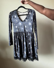 Load and play video in Gallery viewer, Velvet Moon Print Dress S (1/1)
