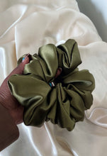 Load and play video in Gallery viewer, Satin Oversized Scrunchie
